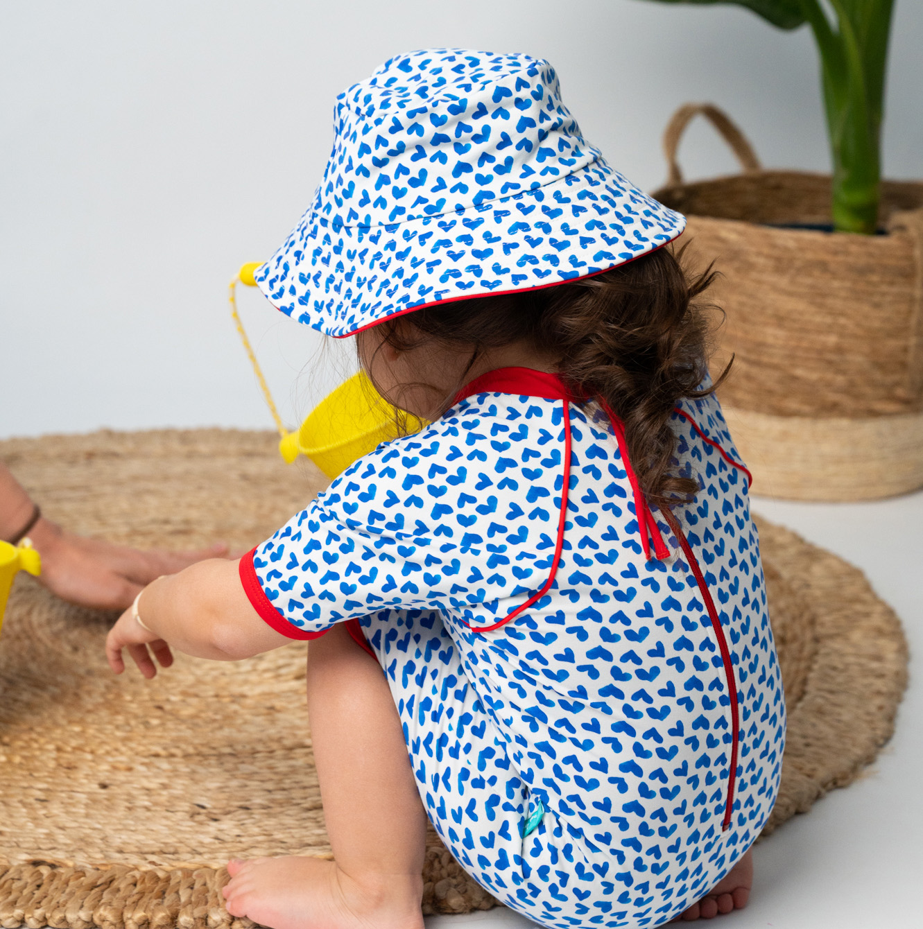 chapeau-mixte-les-petits-proteges
